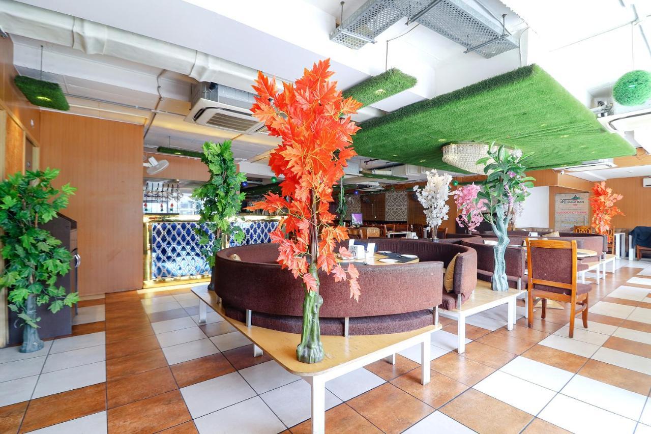 Fabhotel Aamantran & Banquet Halls - Nr Rtc X Roads Metro Station Hyderabad Exteriör bild