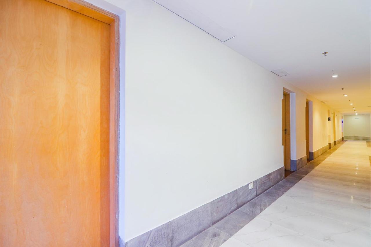 Fabhotel Aamantran & Banquet Halls - Nr Rtc X Roads Metro Station Hyderabad Exteriör bild